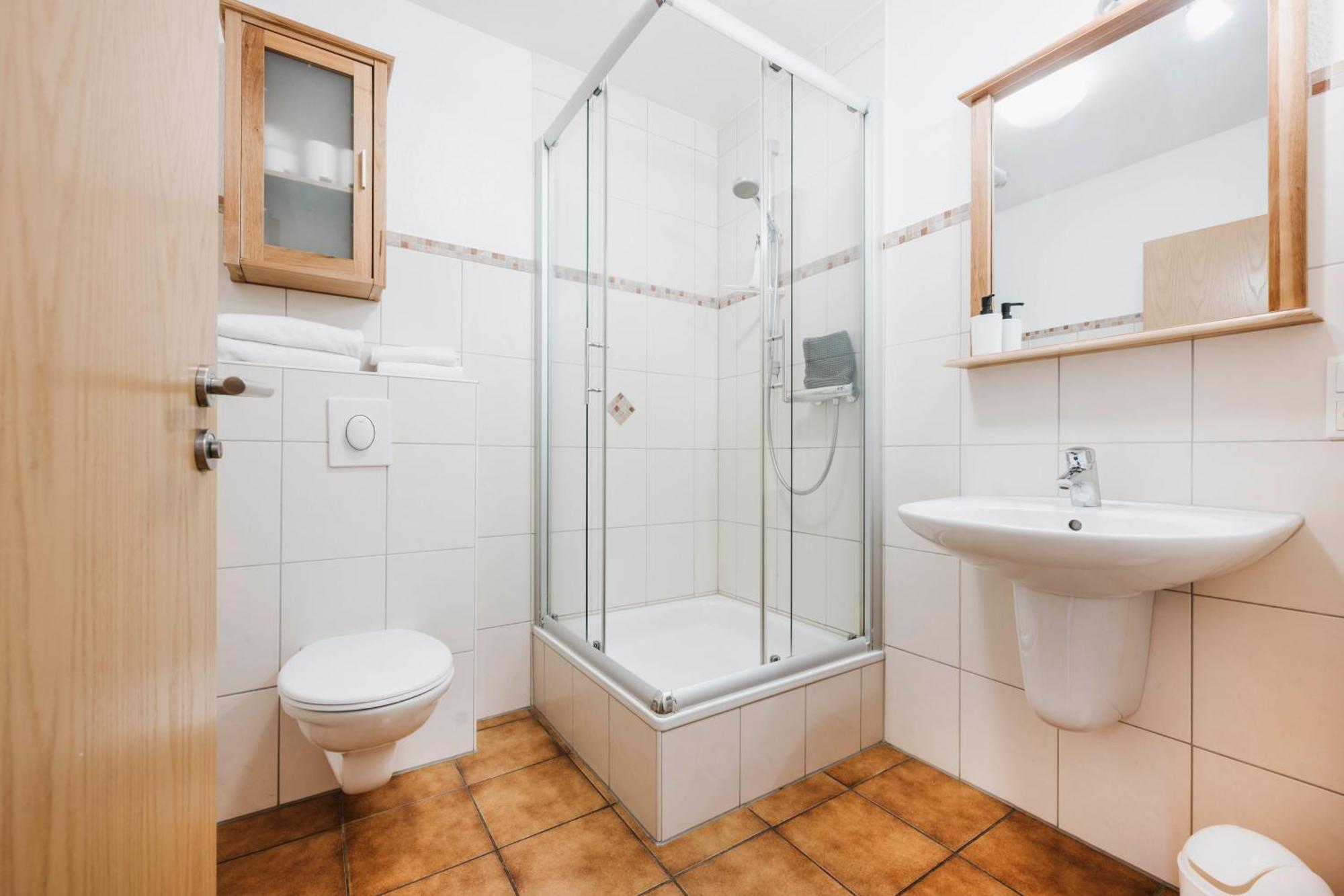 Appartementhotel Seeblick Gronau  Bilik gambar