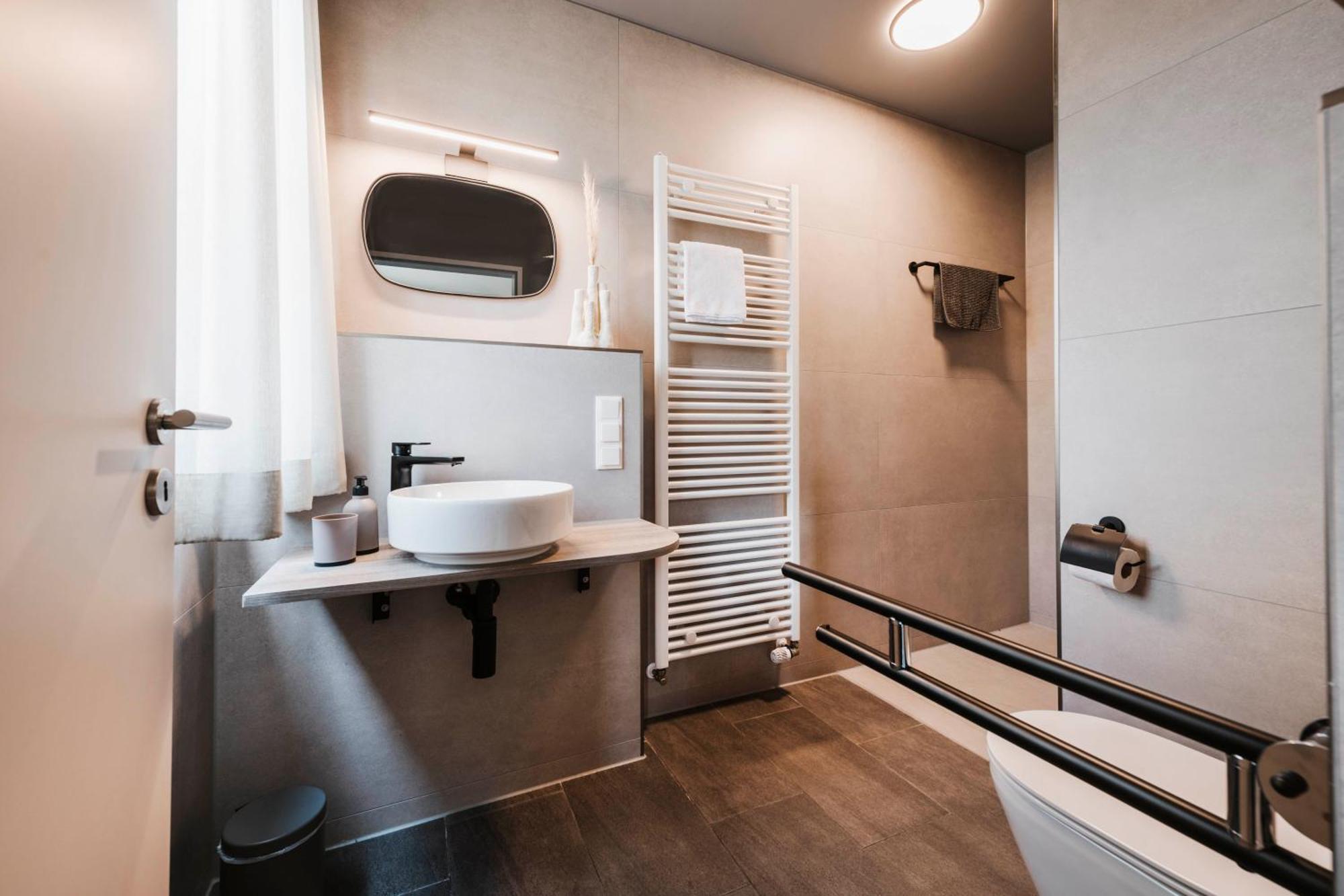 Appartementhotel Seeblick Gronau  Bilik gambar